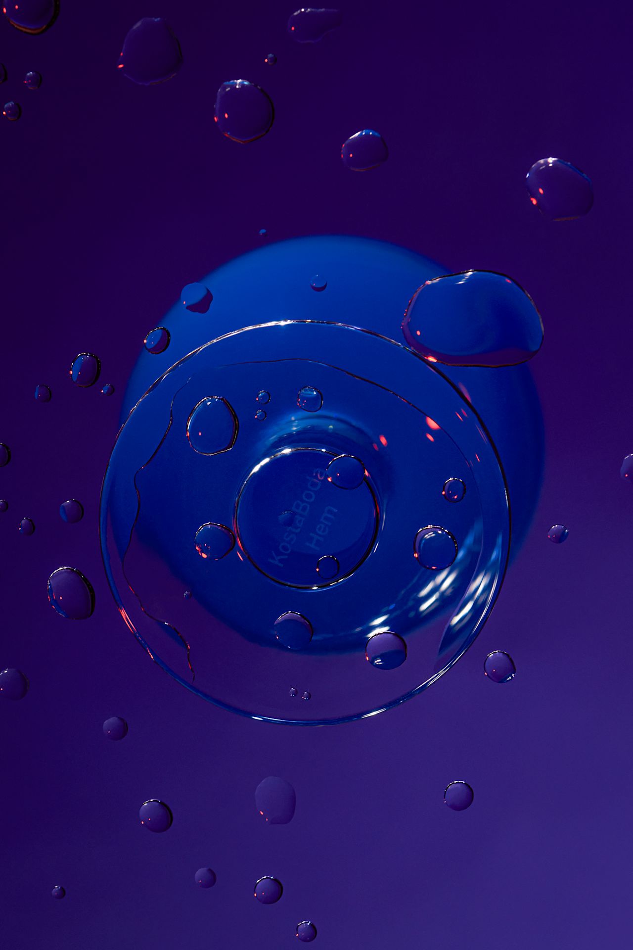 An editorial image featuring Fars Glas Drinking Glass (Set of 2) - a collaboration between Kosta Boda and Hem.