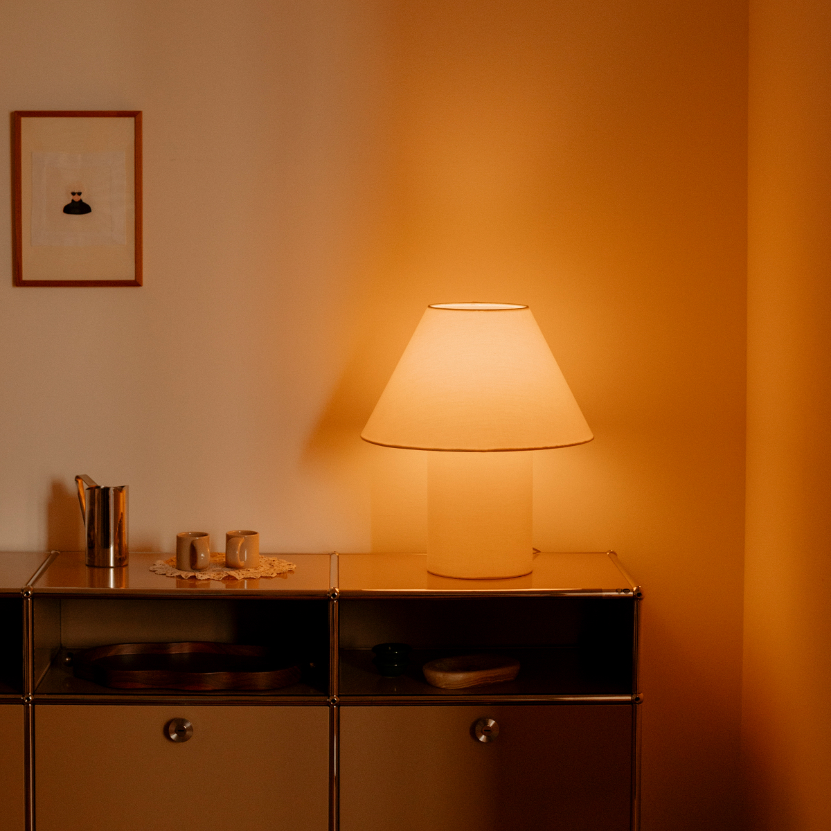 Toto Table Lamp Medium, Beige / Beige (US)