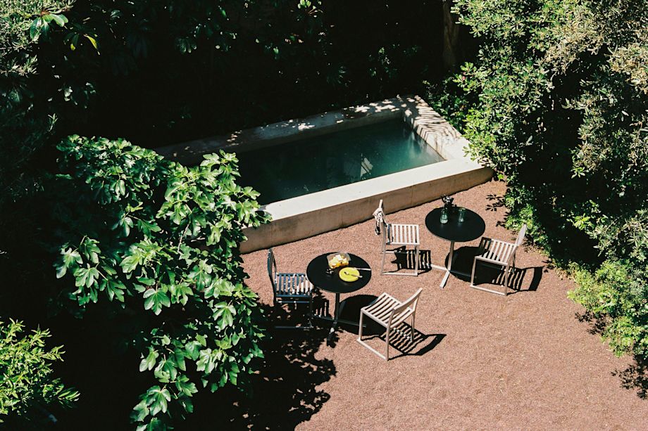 A lifestyle image of an outdoor scene featuring the Chop outdoor collection.