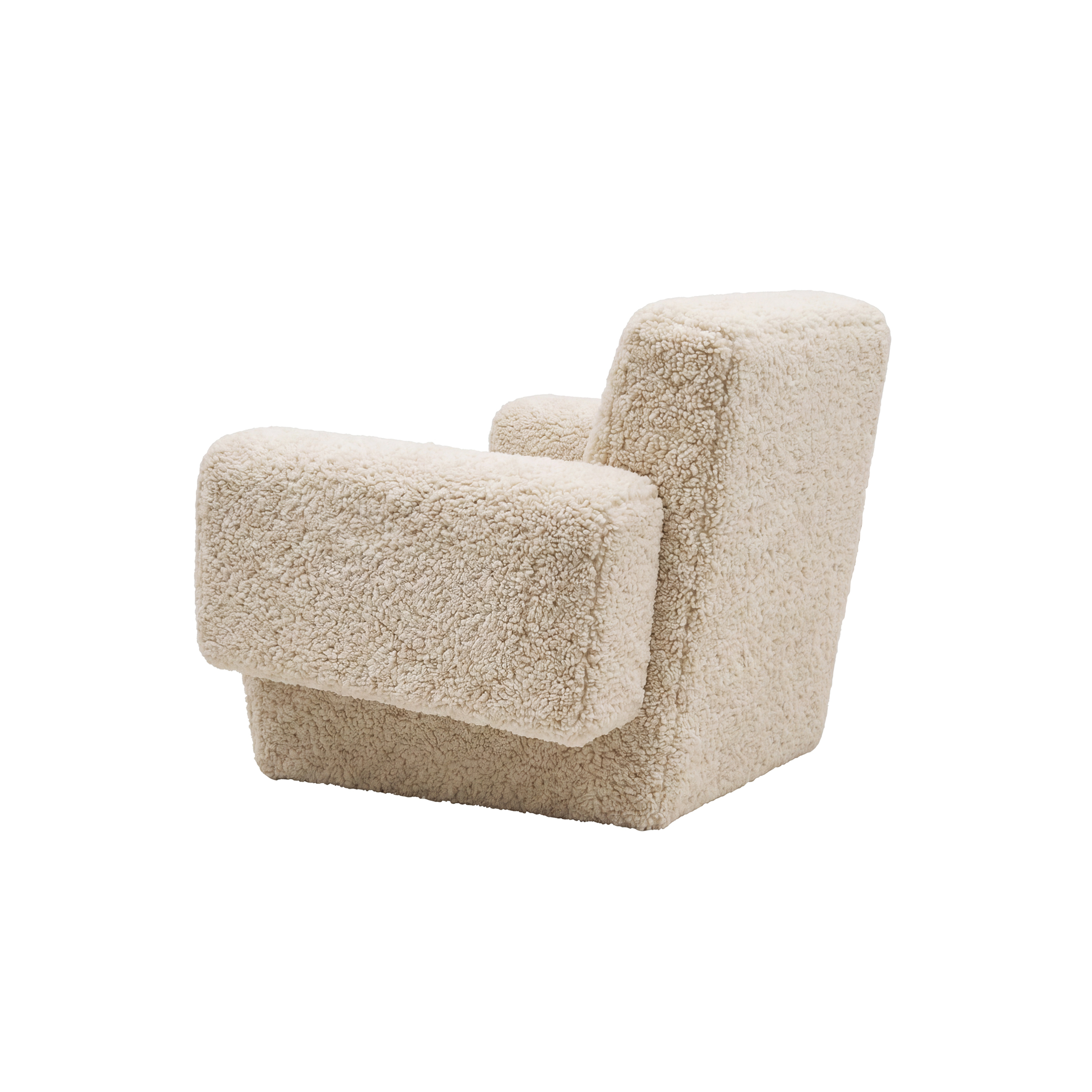 Hunk Lounge Chair With Armrests, Curly 17mm 09 Moonlight, Art. no. 32171 (image 3)
