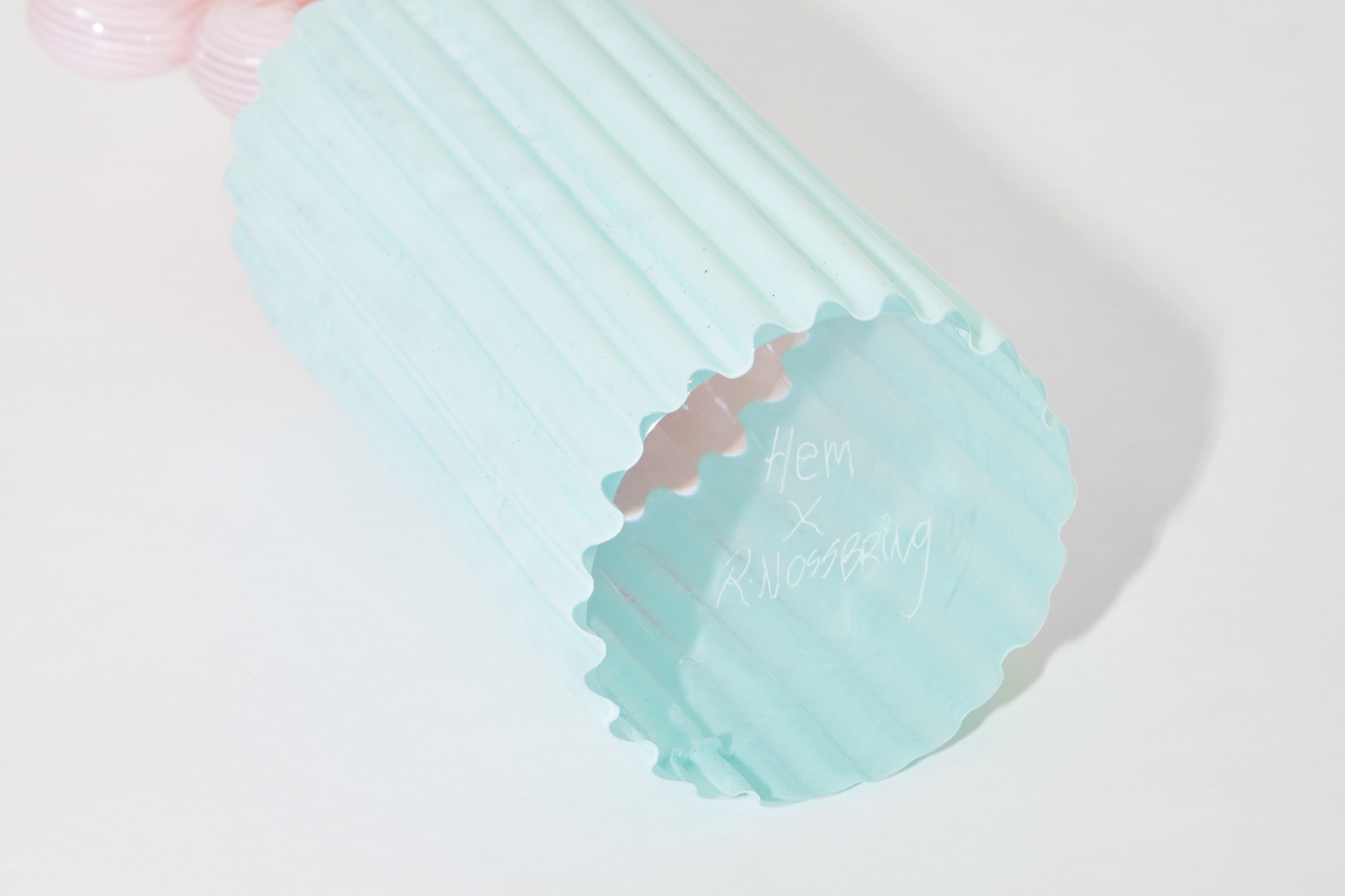 Monument Celadon Base / Pink Swirl, Art. no. 70032 (image 5)