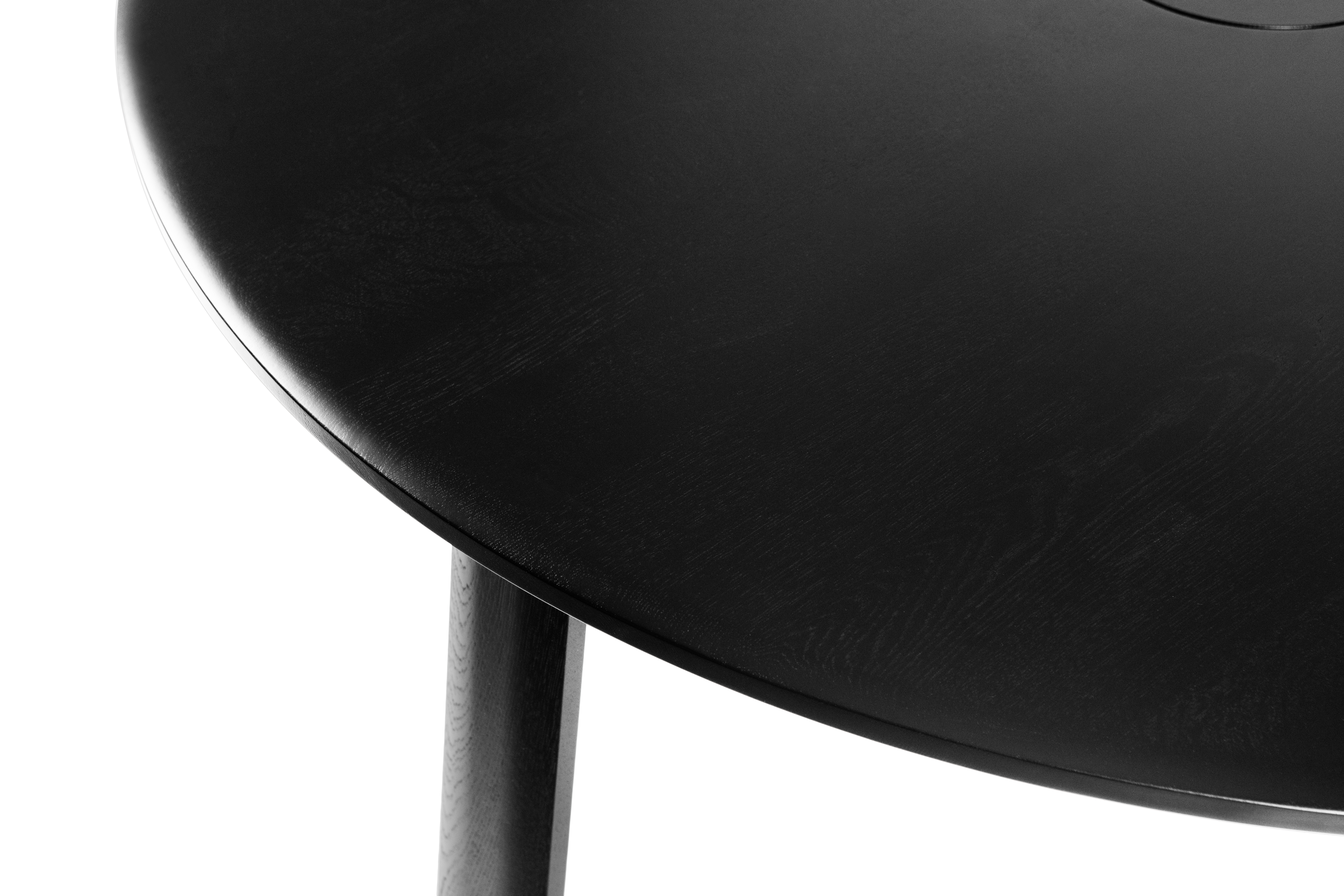 Alle Table Round Table 150 cm / 59 in Media, Black Oak, Art. no. 30331 (image 4)