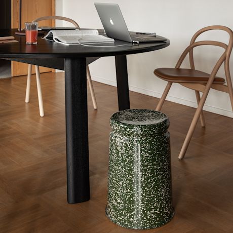 Last Stool, Green / Pink Splatter