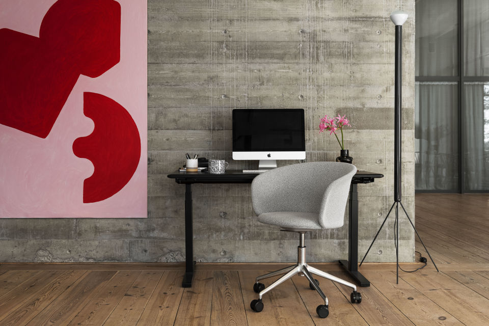 Kendo Swivel 5-star Return Chair Lifestyle Image Landscape
