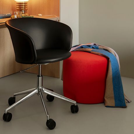 Kendo Swivel Chair 5-star Castors, Black Leather / Polished (UK)