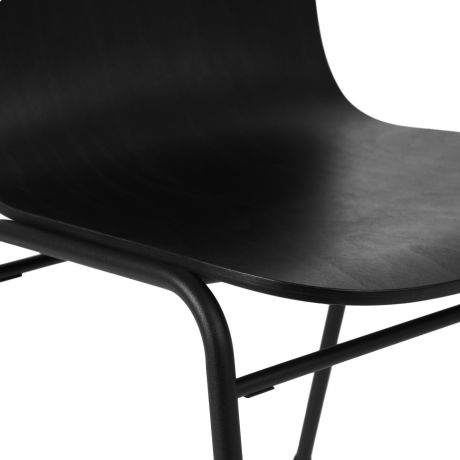 Touchwood Chair, Black / Black