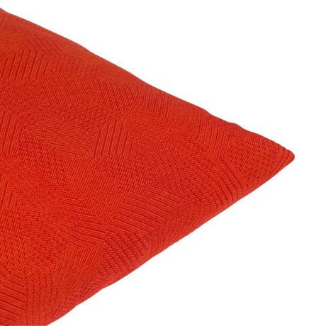 Storm Cushion Medium, Flame