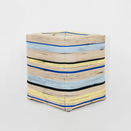 Regen Stool, 3/5