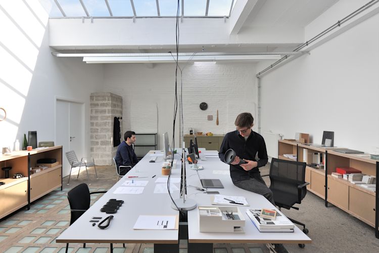 Behind the scenes, ask the designer: Julien Renault