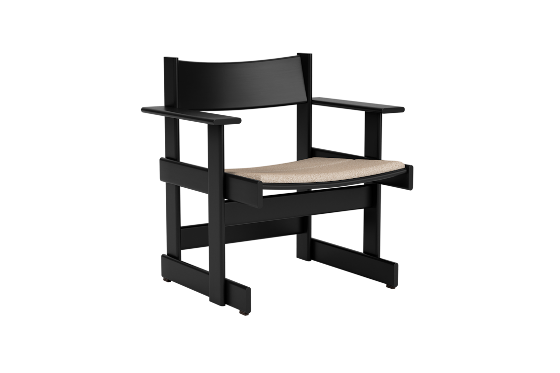 Bullnose Lounge Chair, Black / Swan Seat Pad, Art. no. 31676 (image 1)