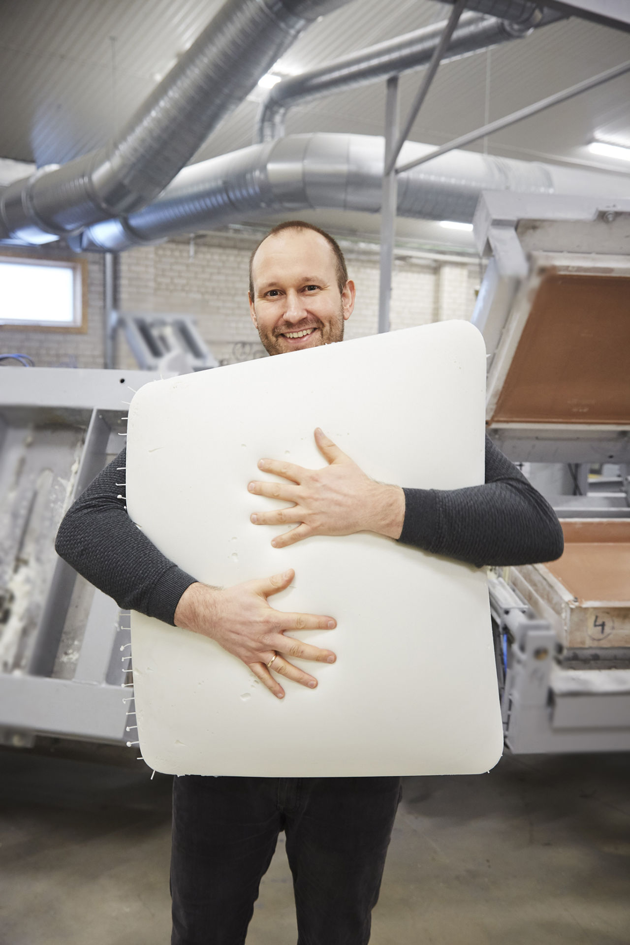 An editorial image from behind the scenes of making Kumo Sofa.