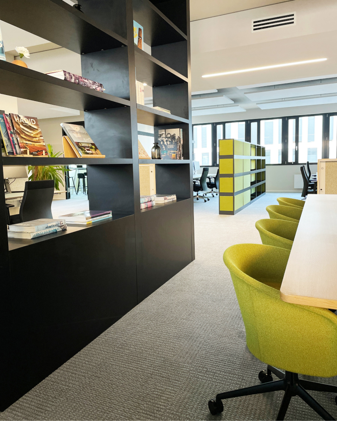 Photography @[studiollots](https://www.instagram.com/studiollots/) and @[tinewagenmann](https://www.instagram.com/tinewagenmann/)