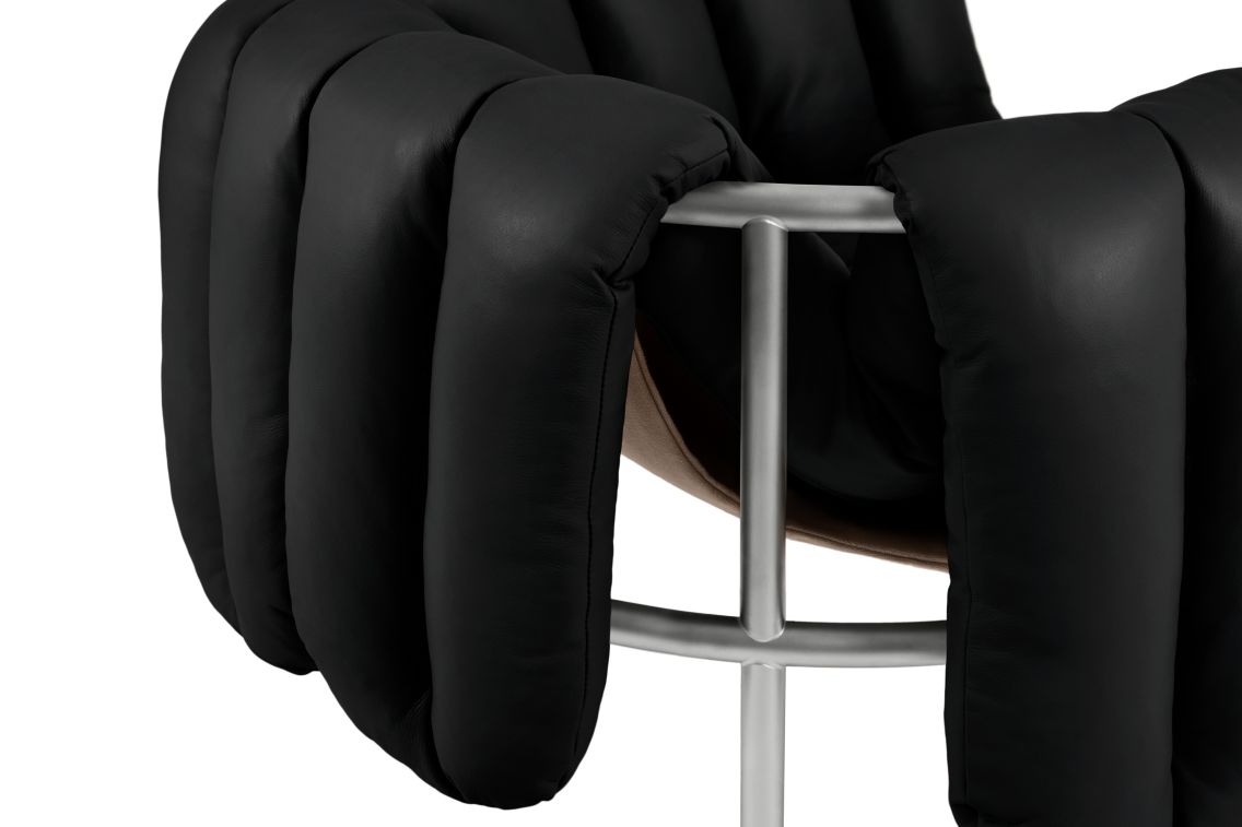 Puffy Lounge Chair, Black Leather / Stainless (UK), Art. no. 20646 (image 5)