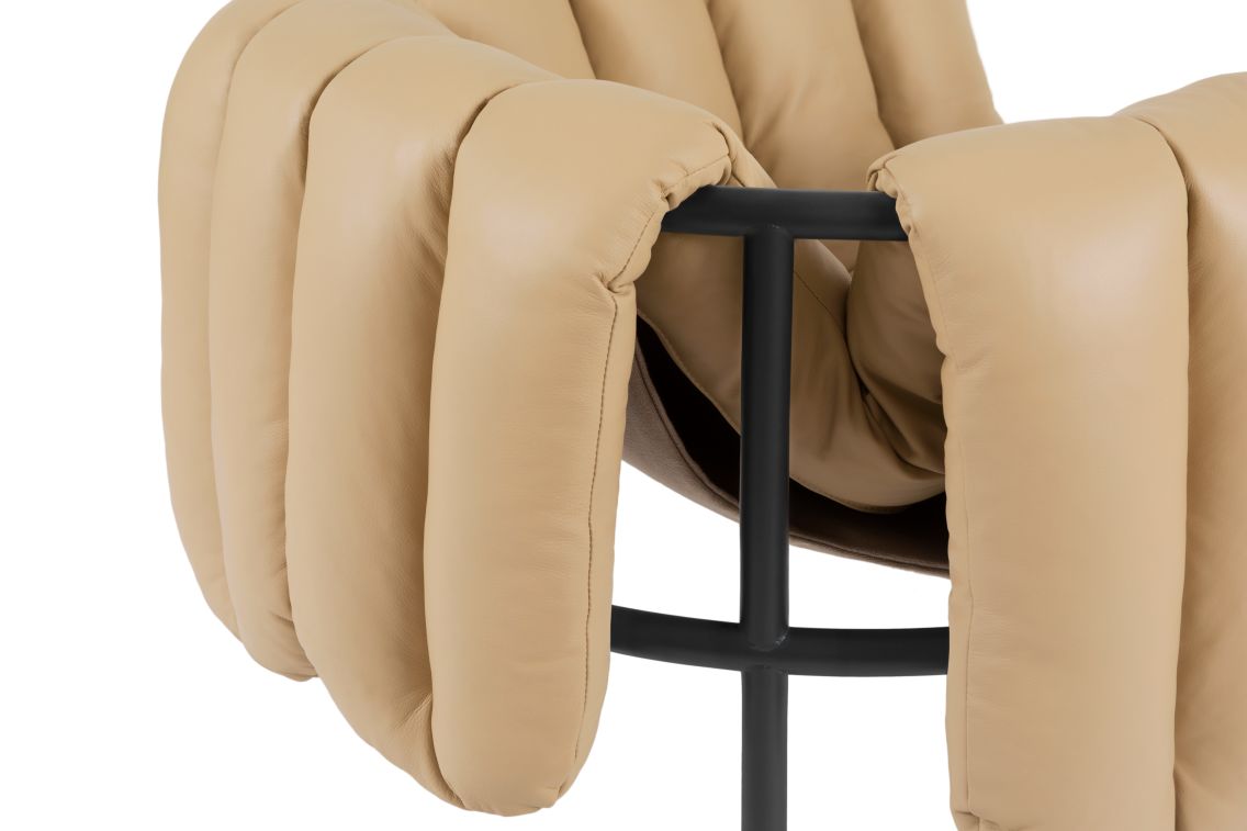 Puffy Lounge Chair, Sand Leather / Black Grey (UK), Art. no. 20642 (image 4)