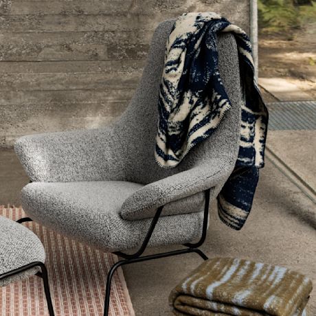 Hai Lounge Chair, Pebble