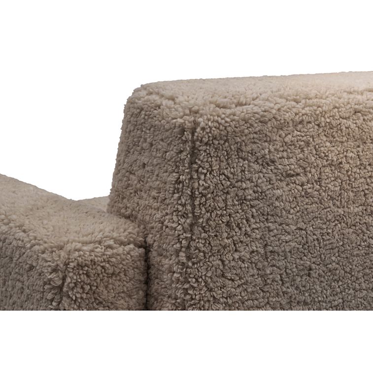 Hunk Lounge Chair With Armrests, Curly 17mm 07 Sahara, Art. no. 32173 (image 6)