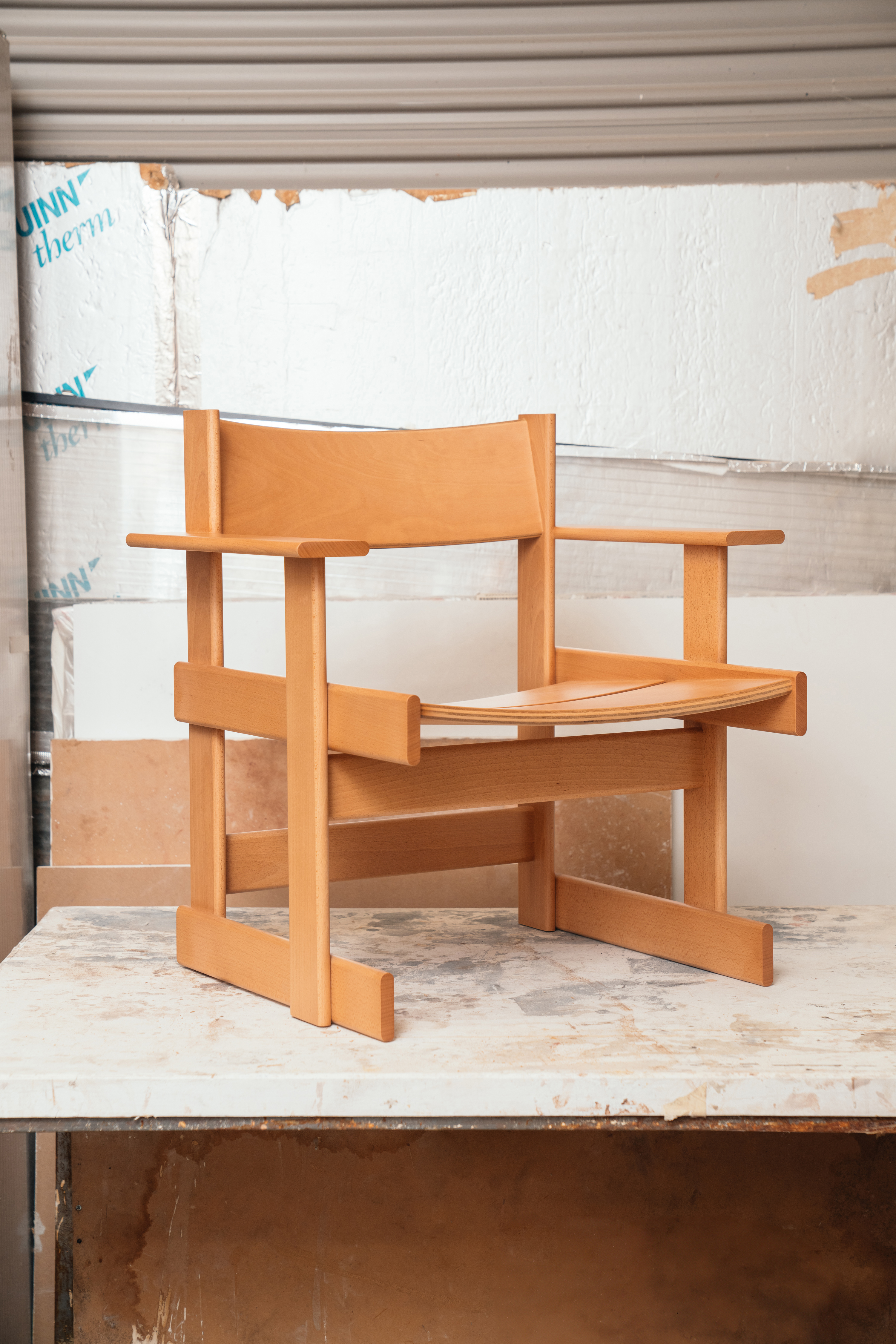 [Bullnose Lounge Chair Natural](/furniture/chairs-and-stools/bullnose/30736)