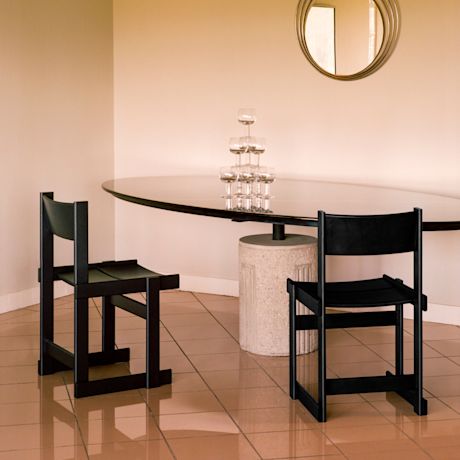 Bullnose Chair, Black