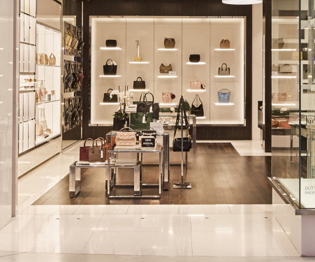 Sydney Airport  Retail - Shops - Louis Vuitton