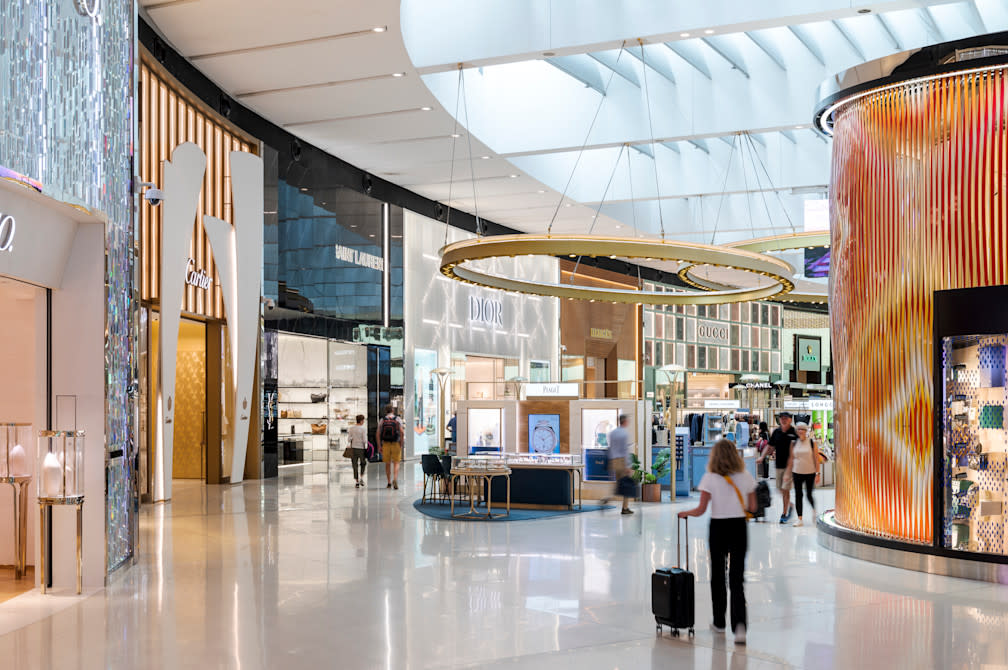 Union Pay Golden Week Carousel 3