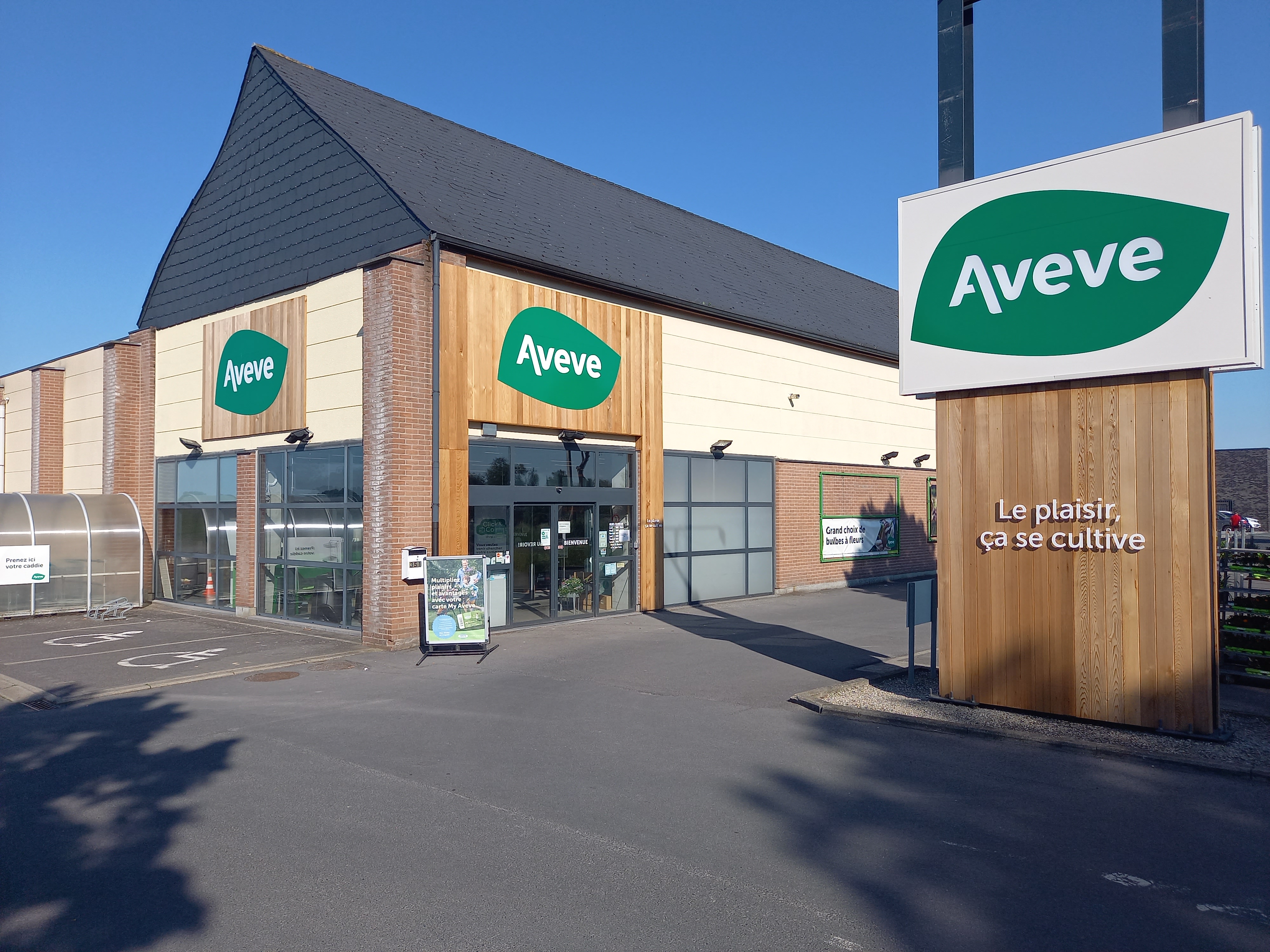 Aveve_winkel_Soignies_outdoor