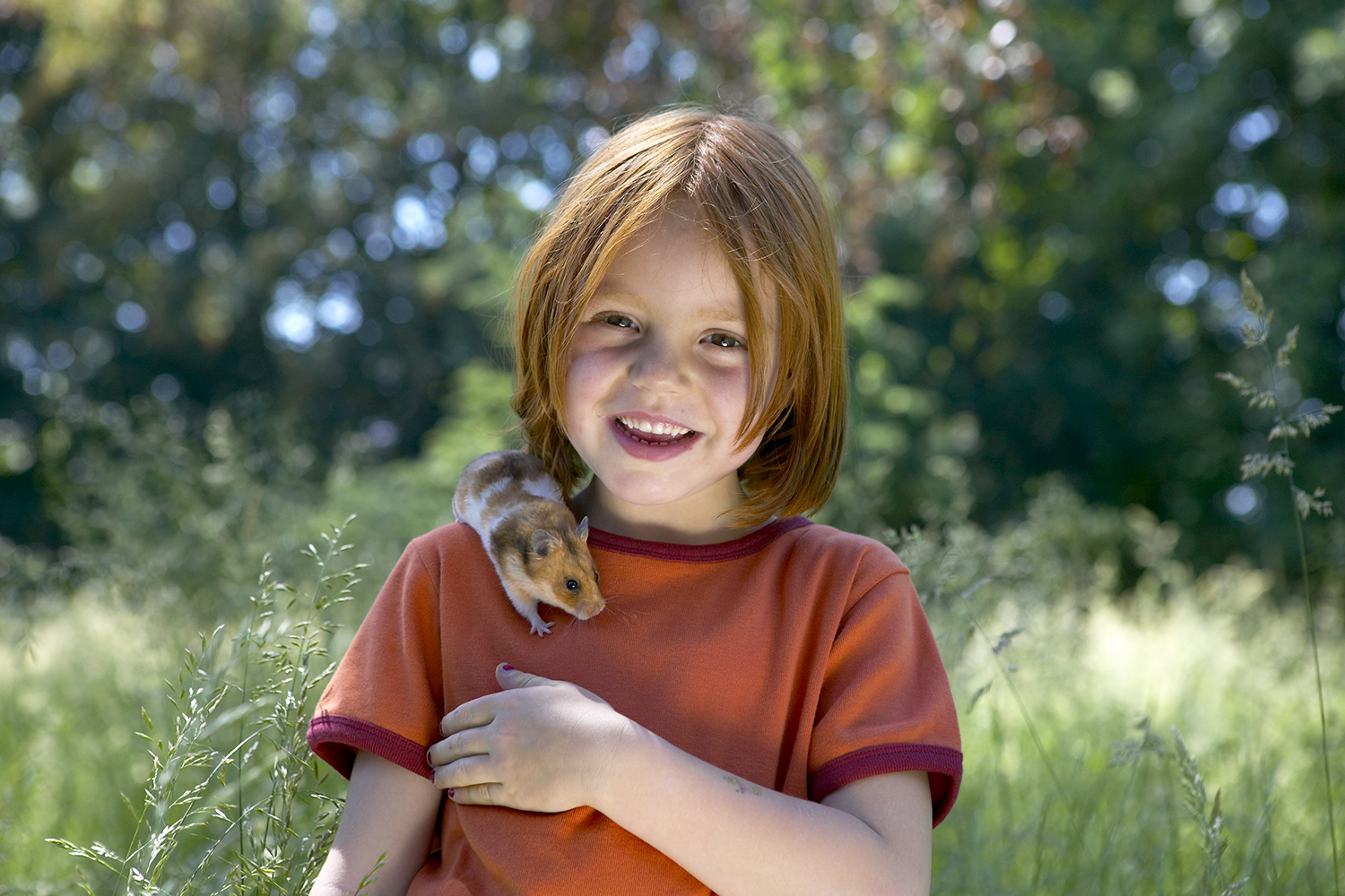 Kind en knaagdier - Aveve