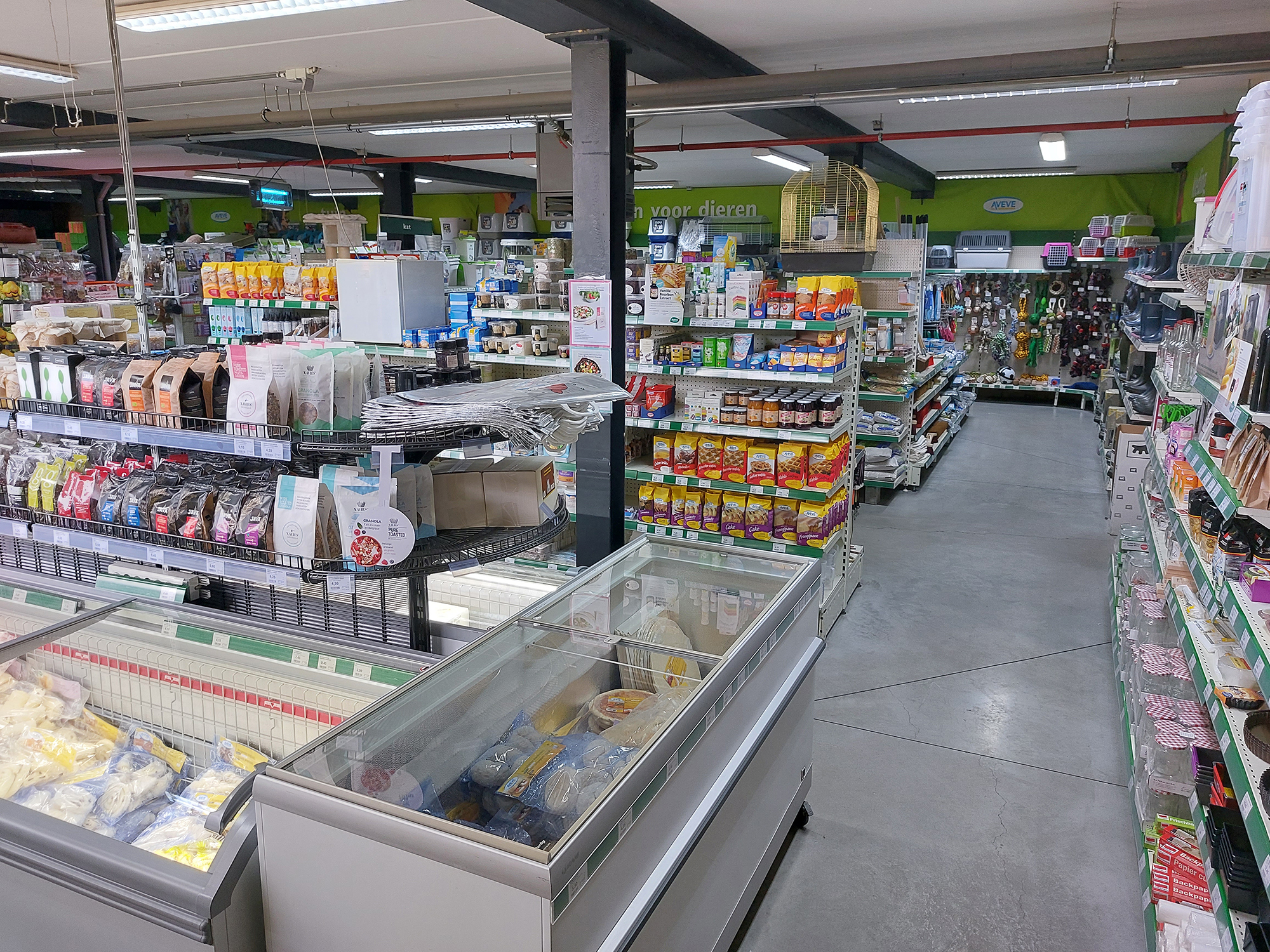 Aveve_magasin_Meldert_interior1