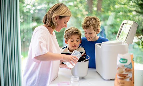 Brood bakken in de broodbakmachine