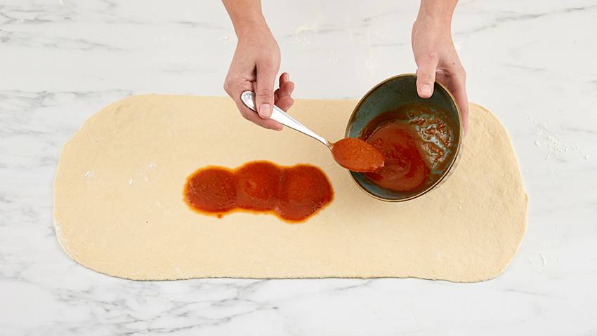 Stappenfoto Pizzabroodjes_stap 4