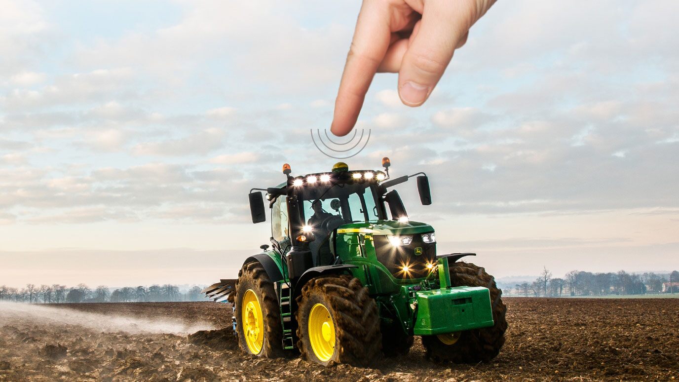 John Deere simplifies Operations Center