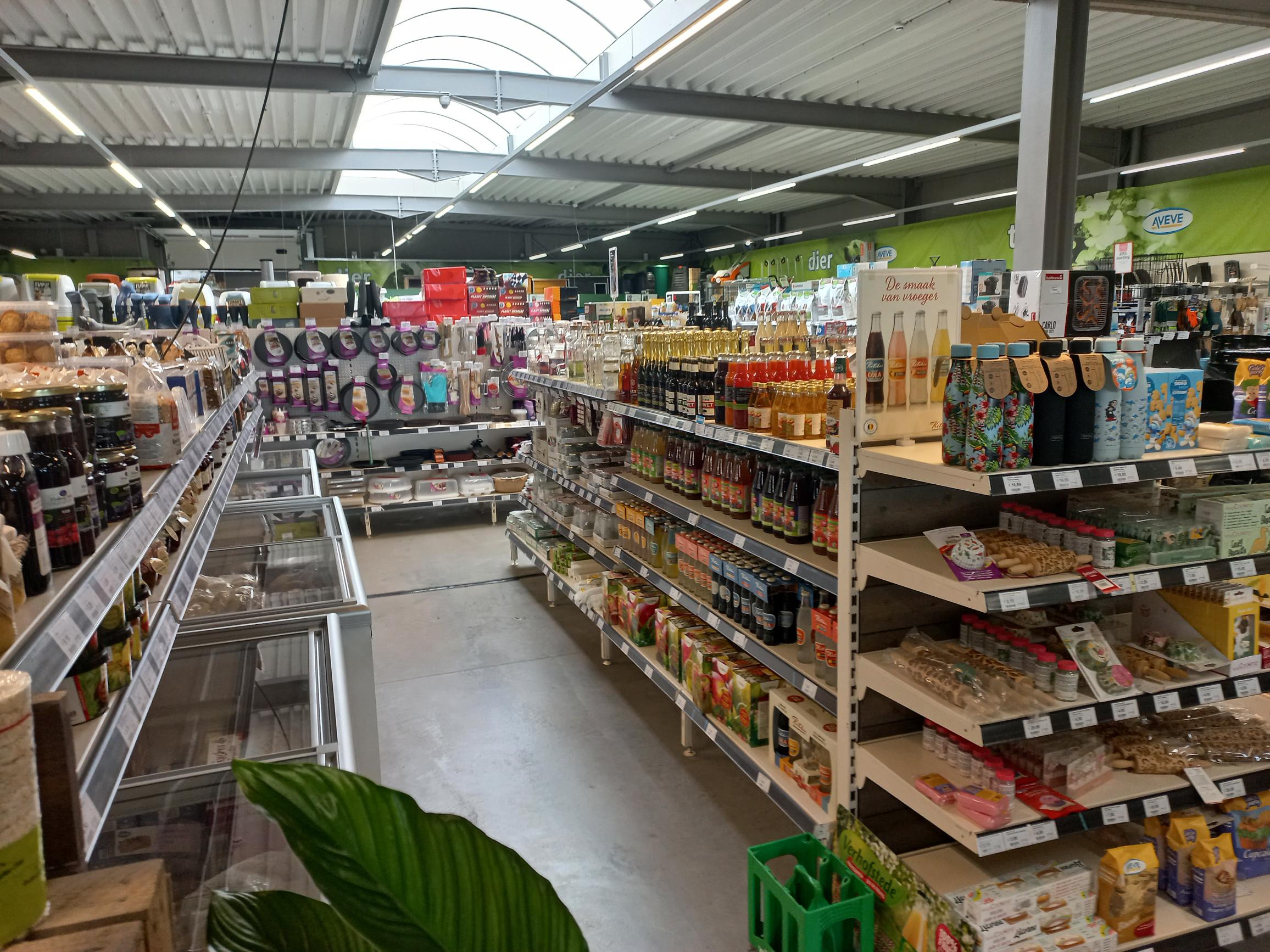 Aveve_winkel_Eksaarde_interior