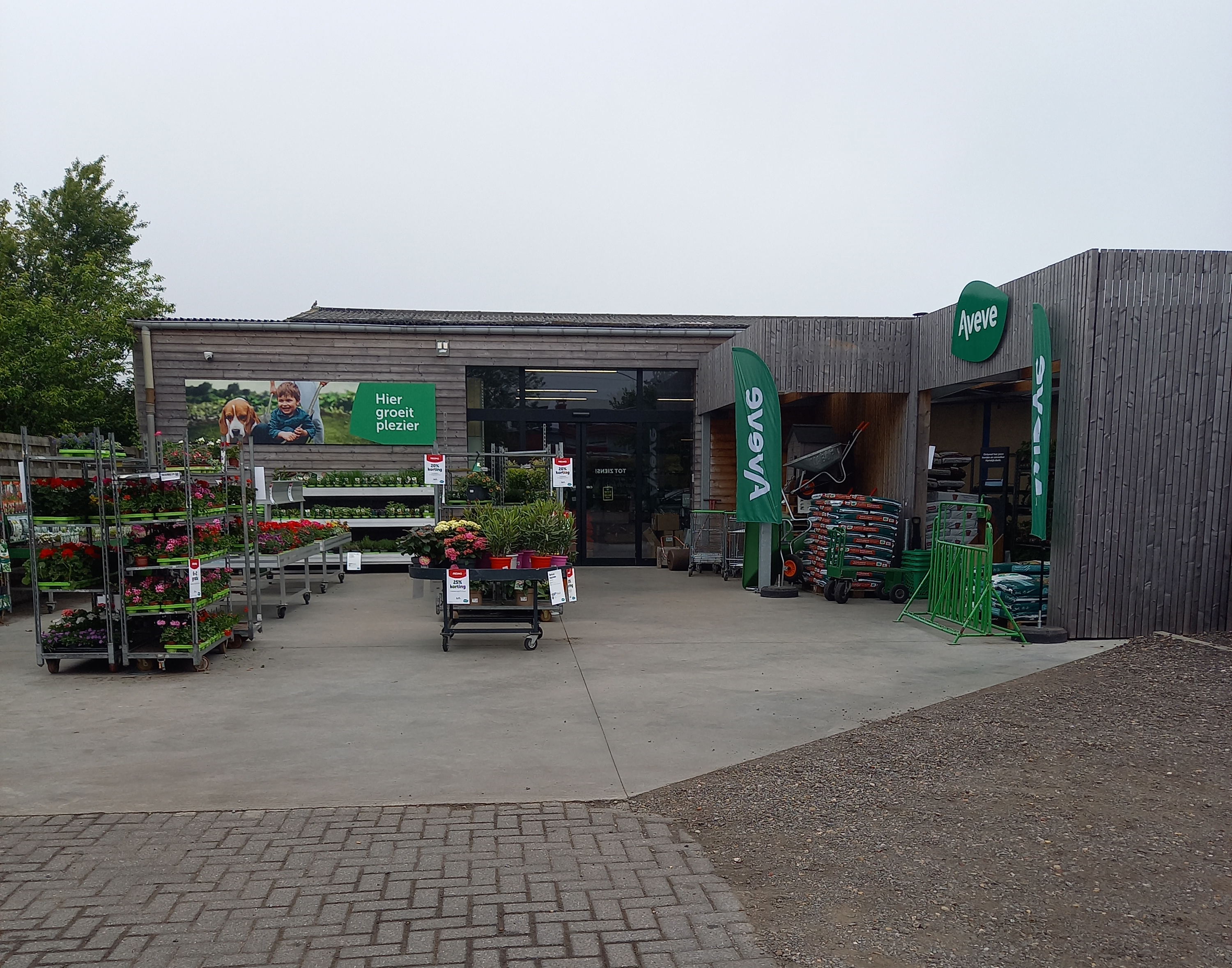 Aveve_winkel_Brecht_outdoor