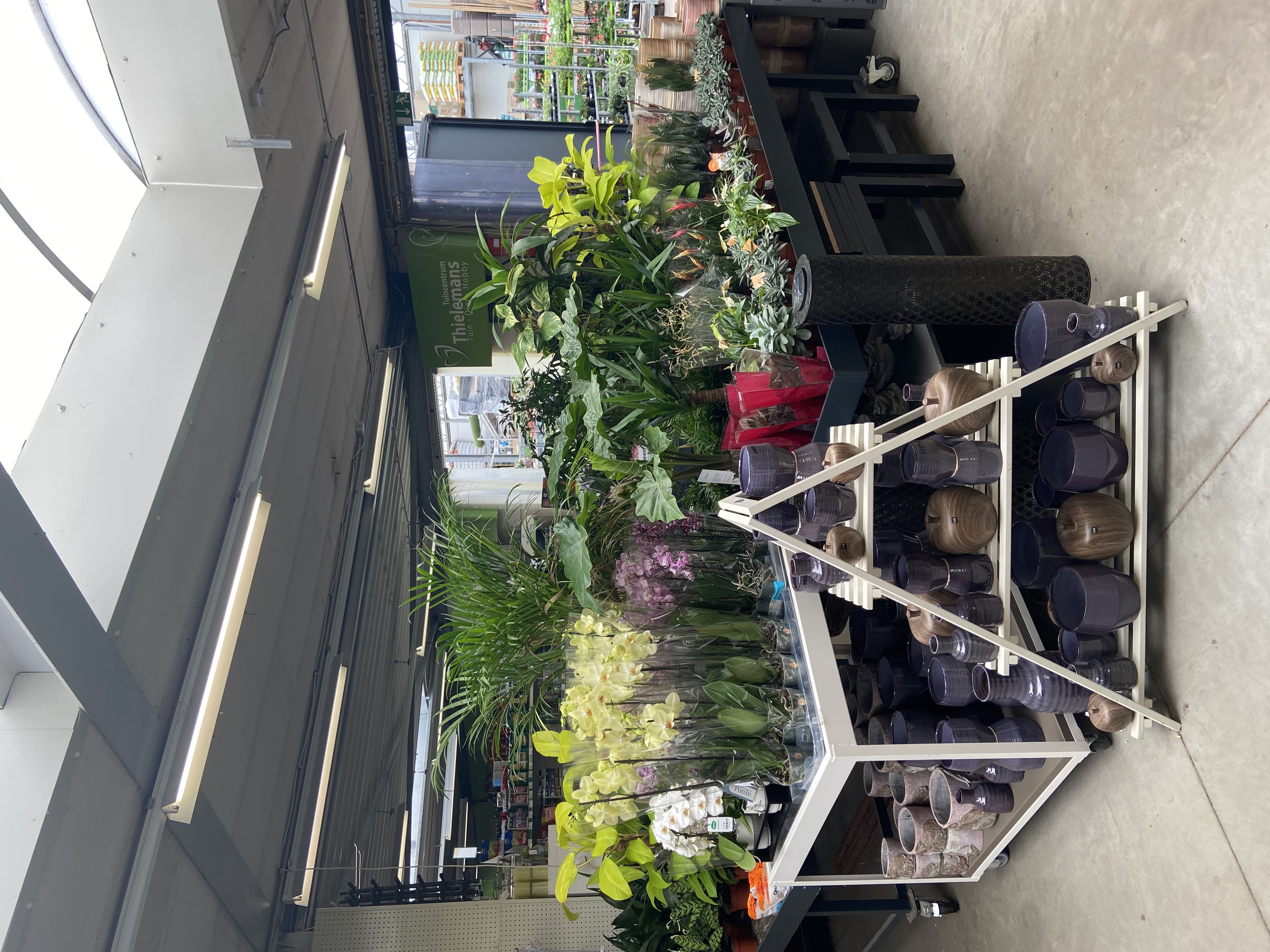 Aveve_magasin_Baal_interior1