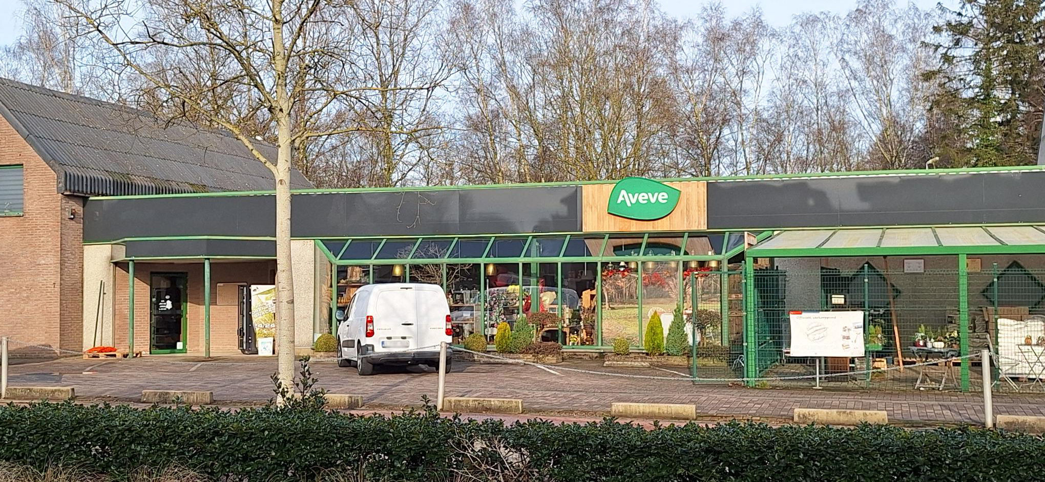 Aveve_magasin_Opoeteren_outdoor