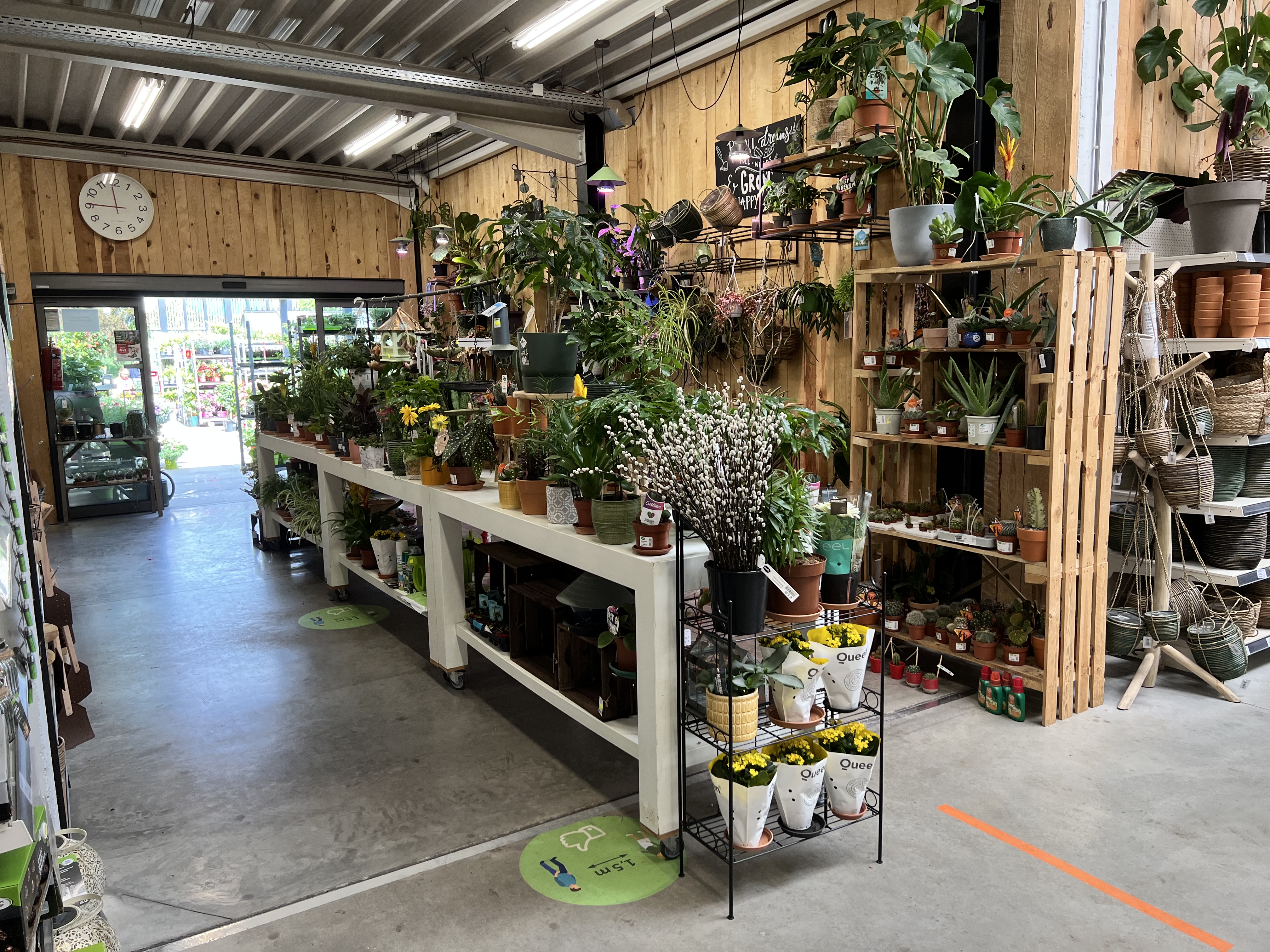 Aveve_winkel_Tollembeek_interior1