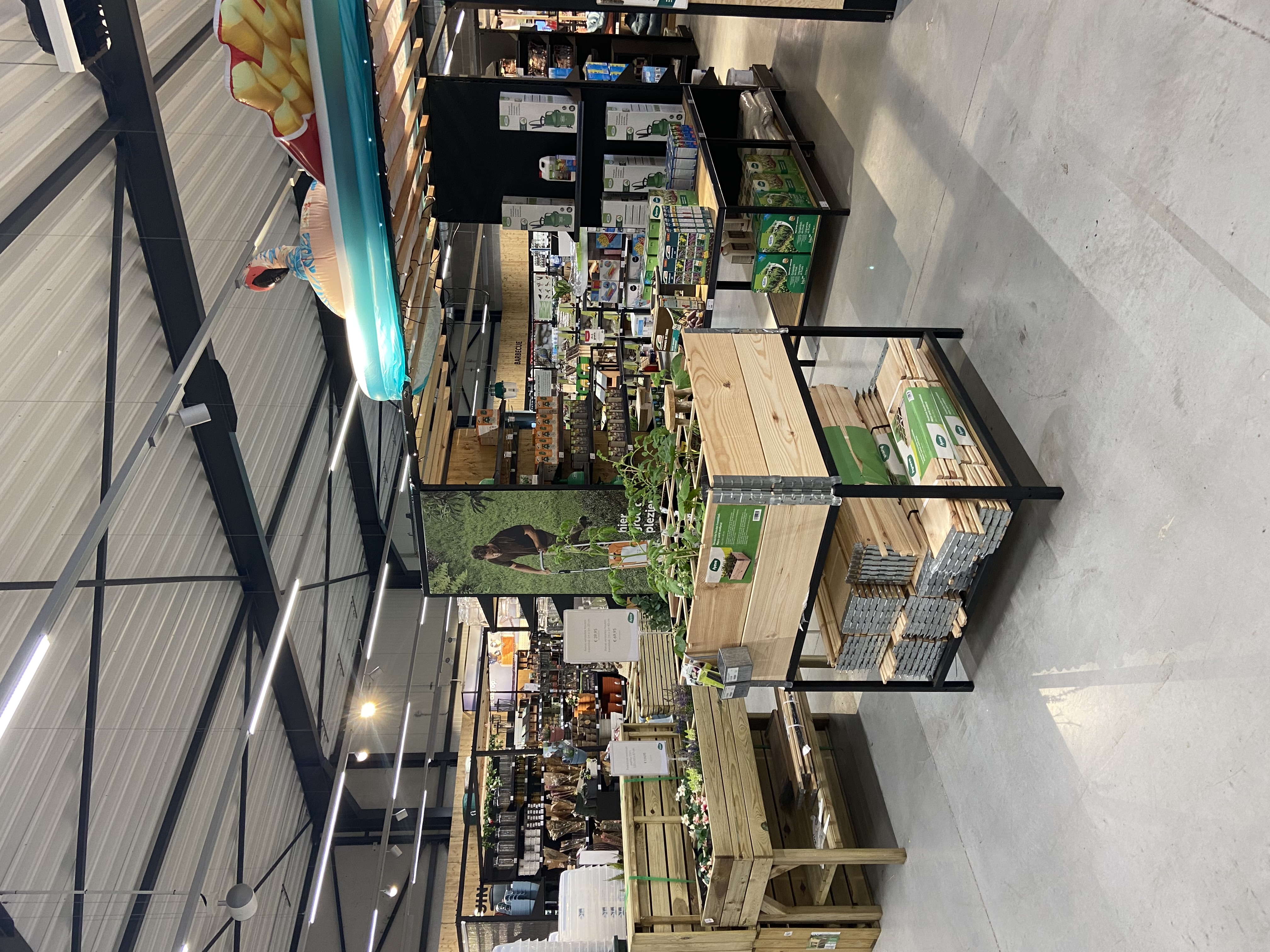 Aveve_magasin_Steenokkerzeel_interior