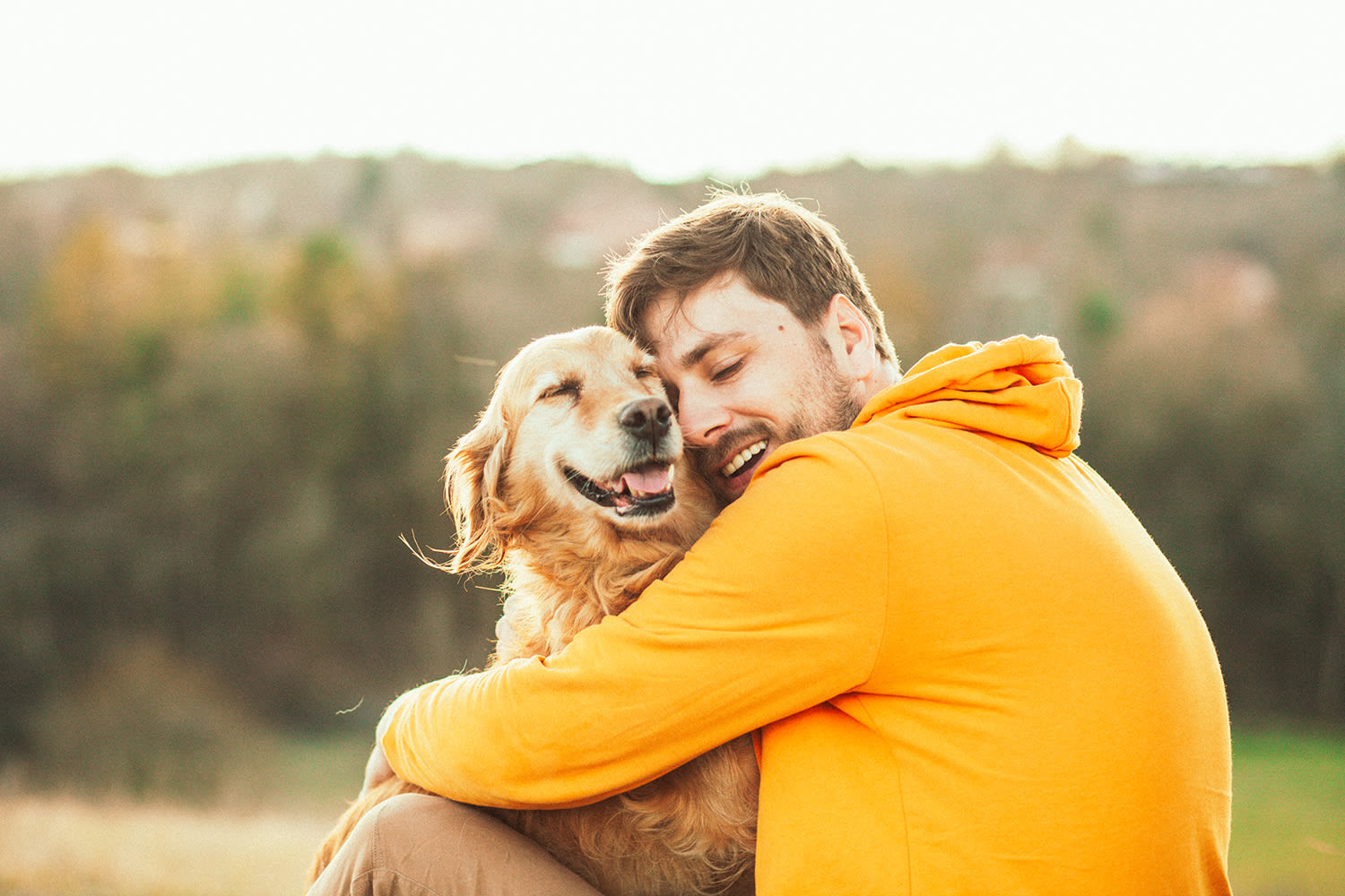 Een gelukkige hond