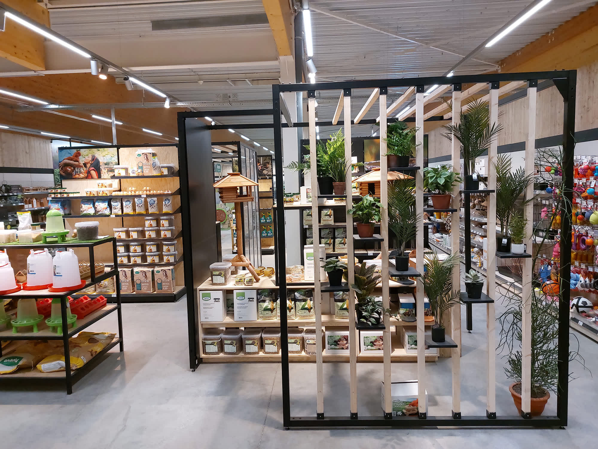 Aveve_magasin_Deinze_interior2