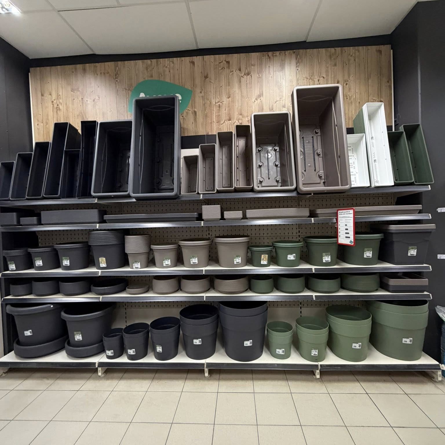 Aveve_magasin_Beauraing_interior