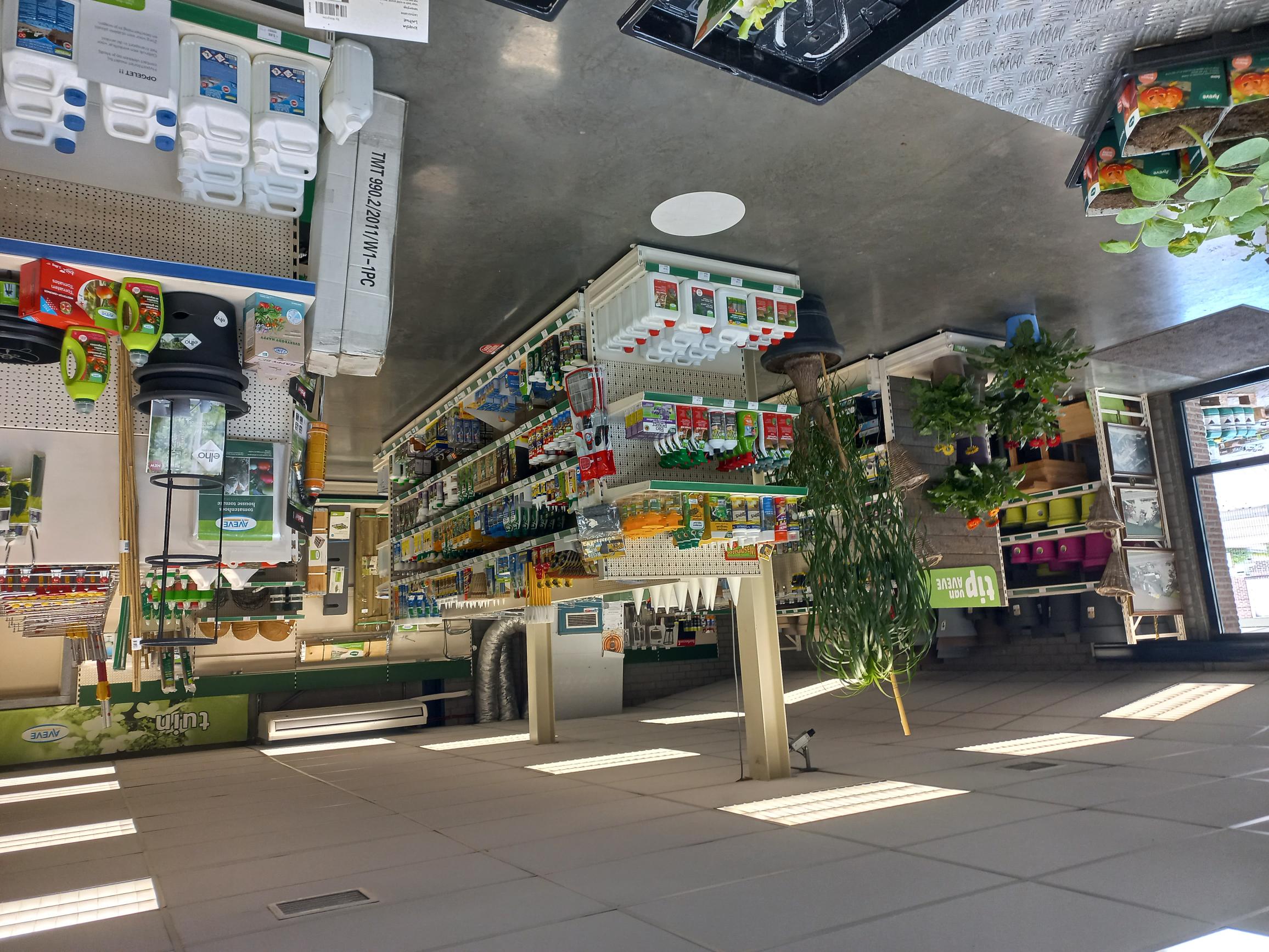 Aveve_magasin_Kinrooi_interior2