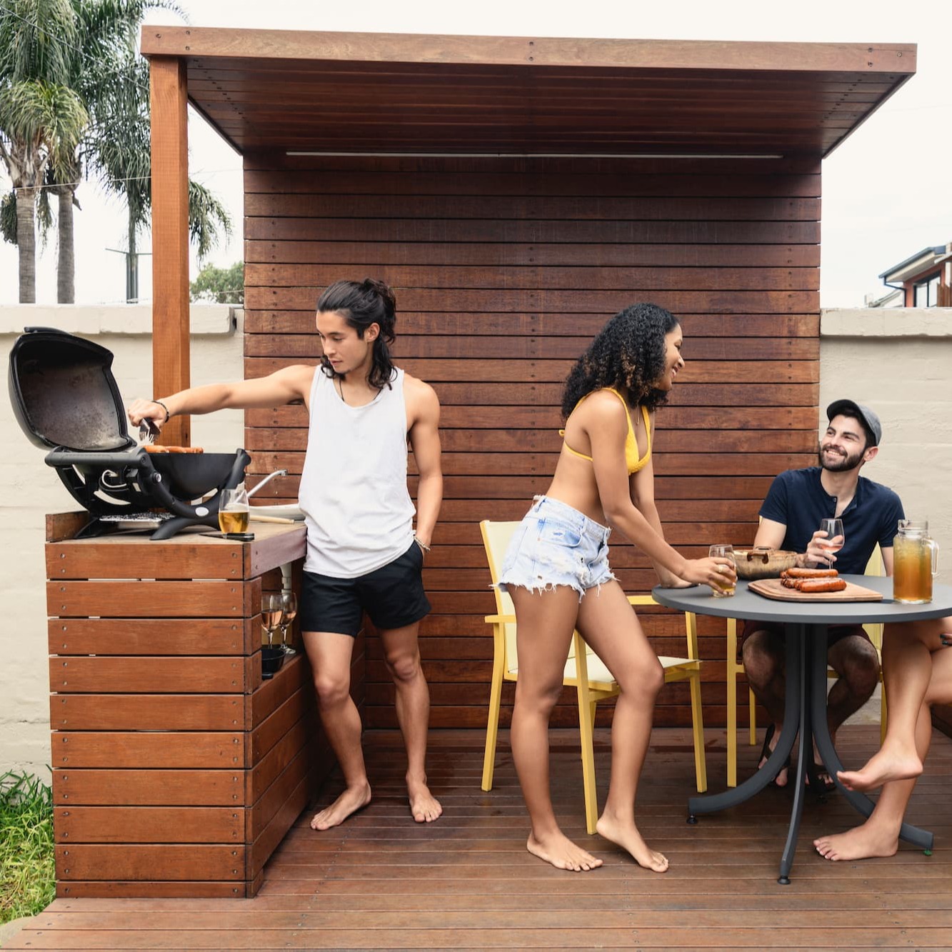 Un barbecue sur une table – Aveve