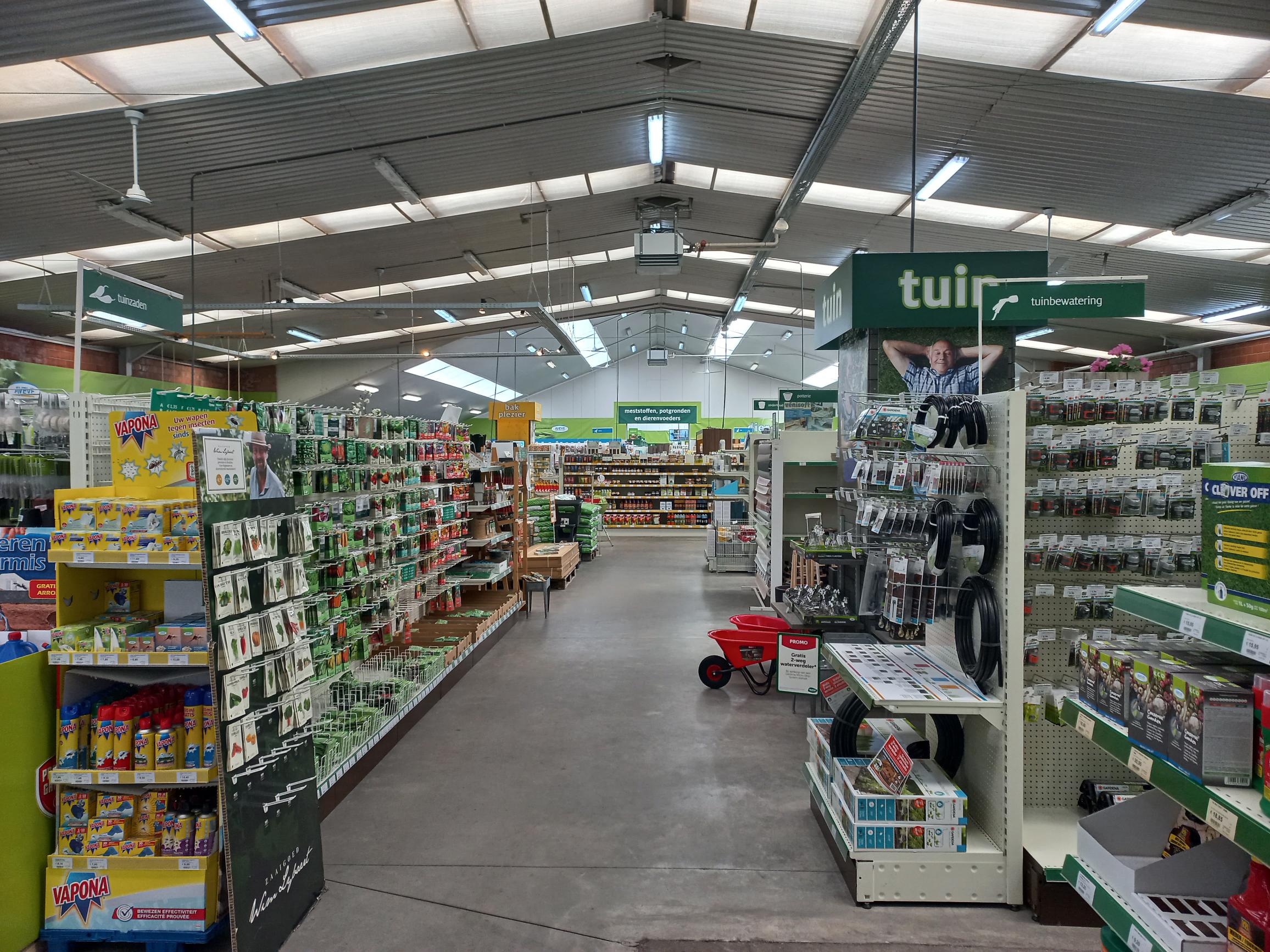 Aveve_magasin_Lochristi_interior