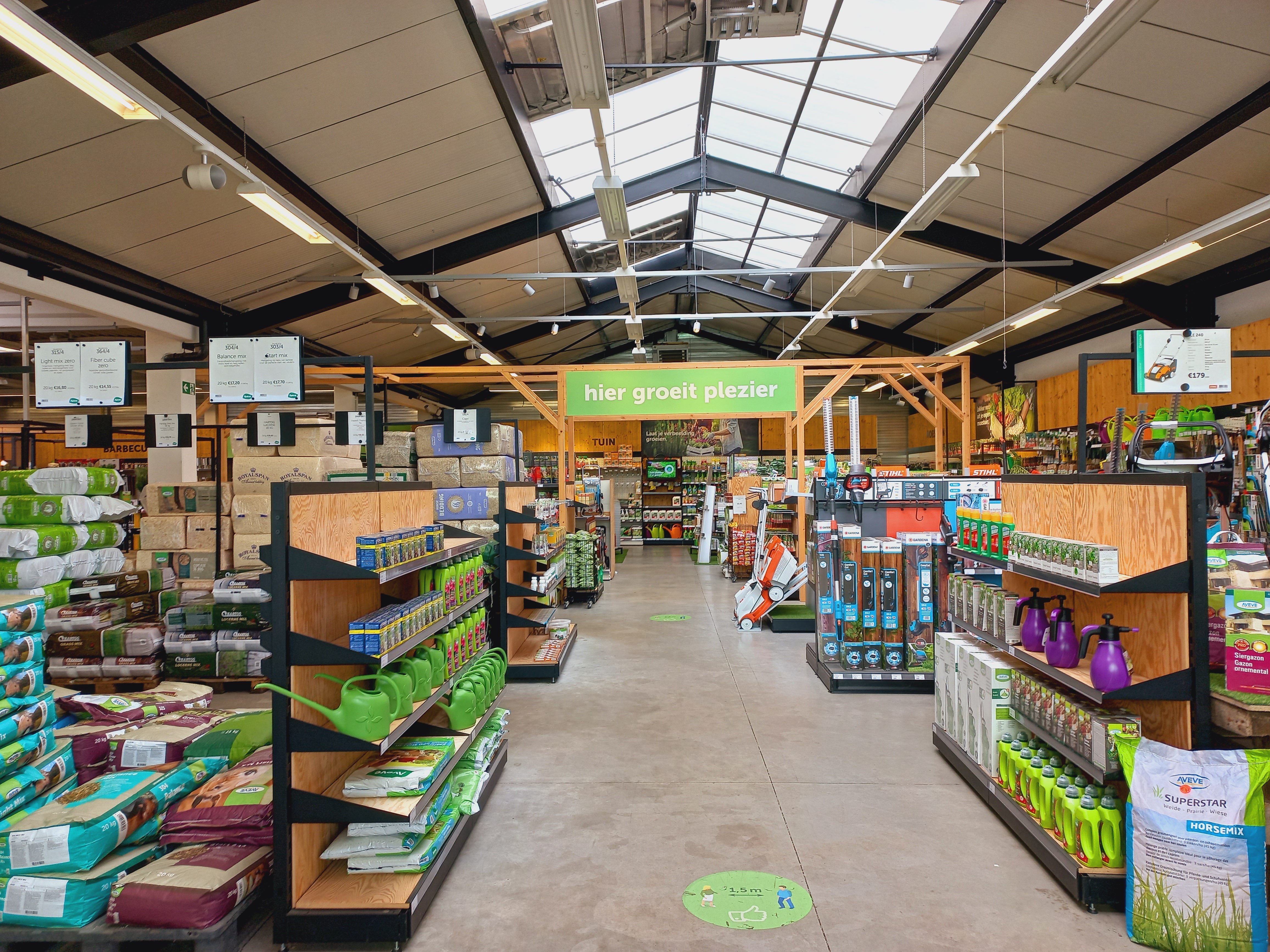 Aveve_winkel_Schoten_interior