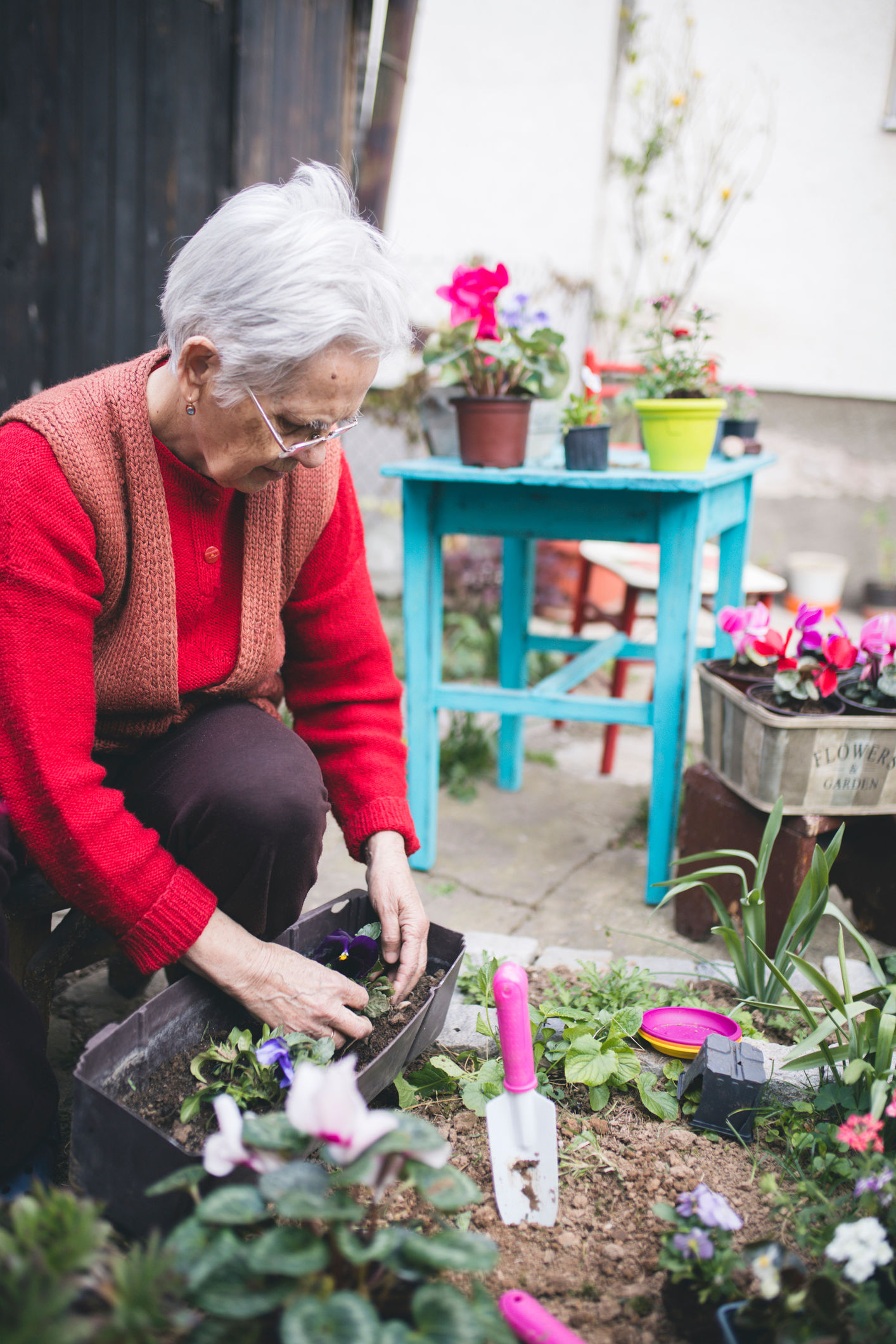 oma tuinieren verticaal