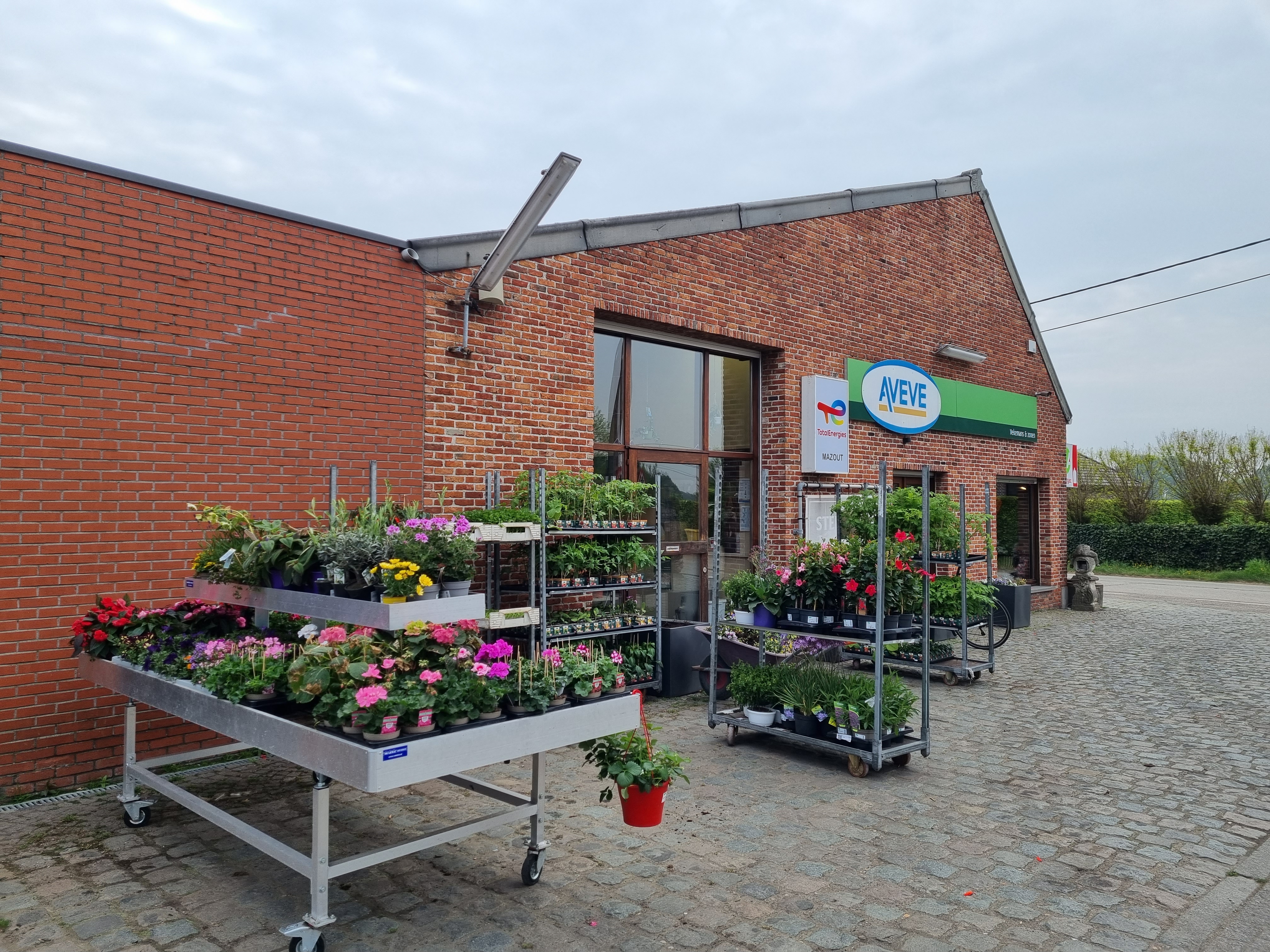 Aveve_magasin_Itegem_outdoor