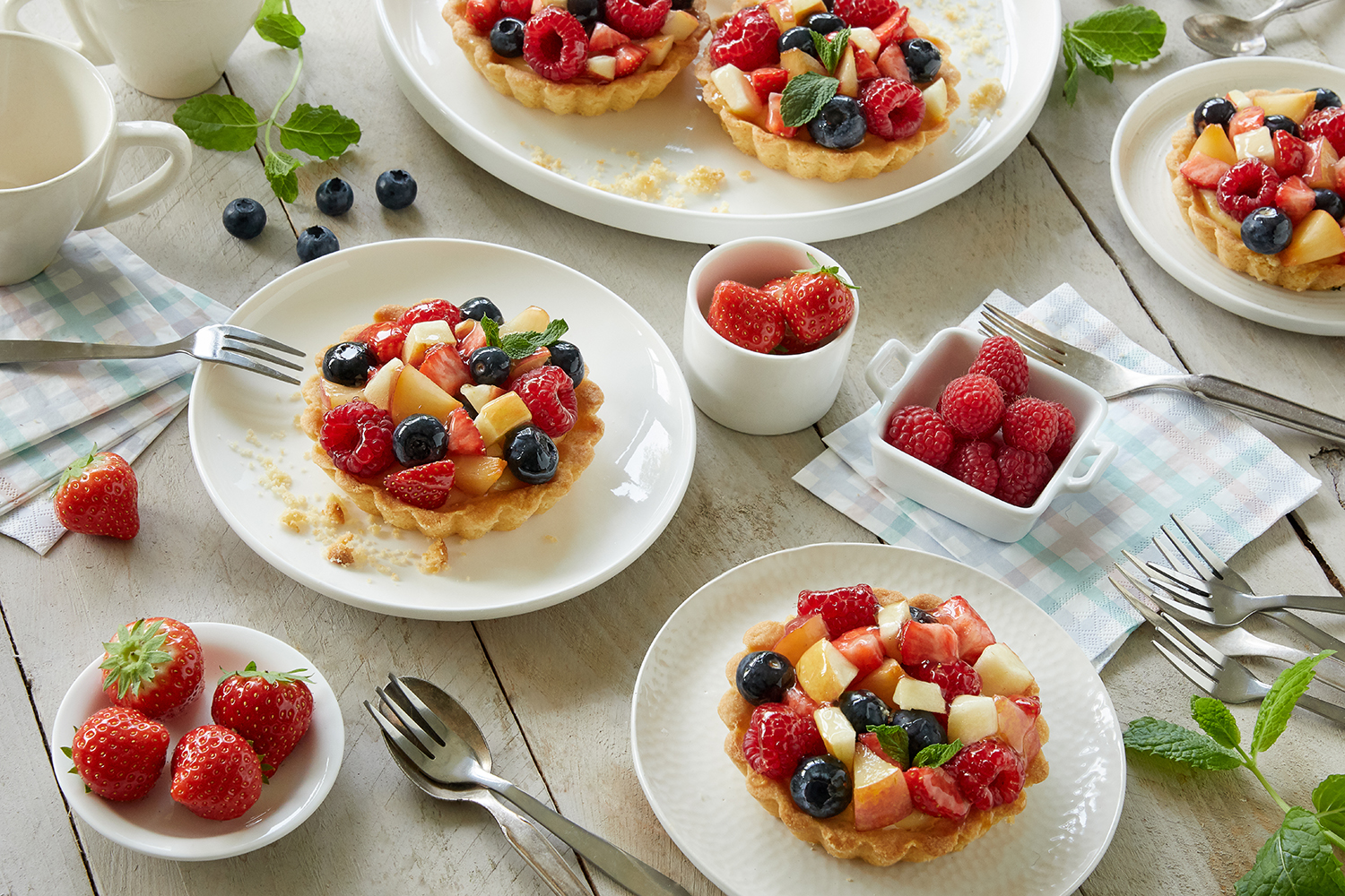 Fruittaartjes met banketbakkersroom - Aveve