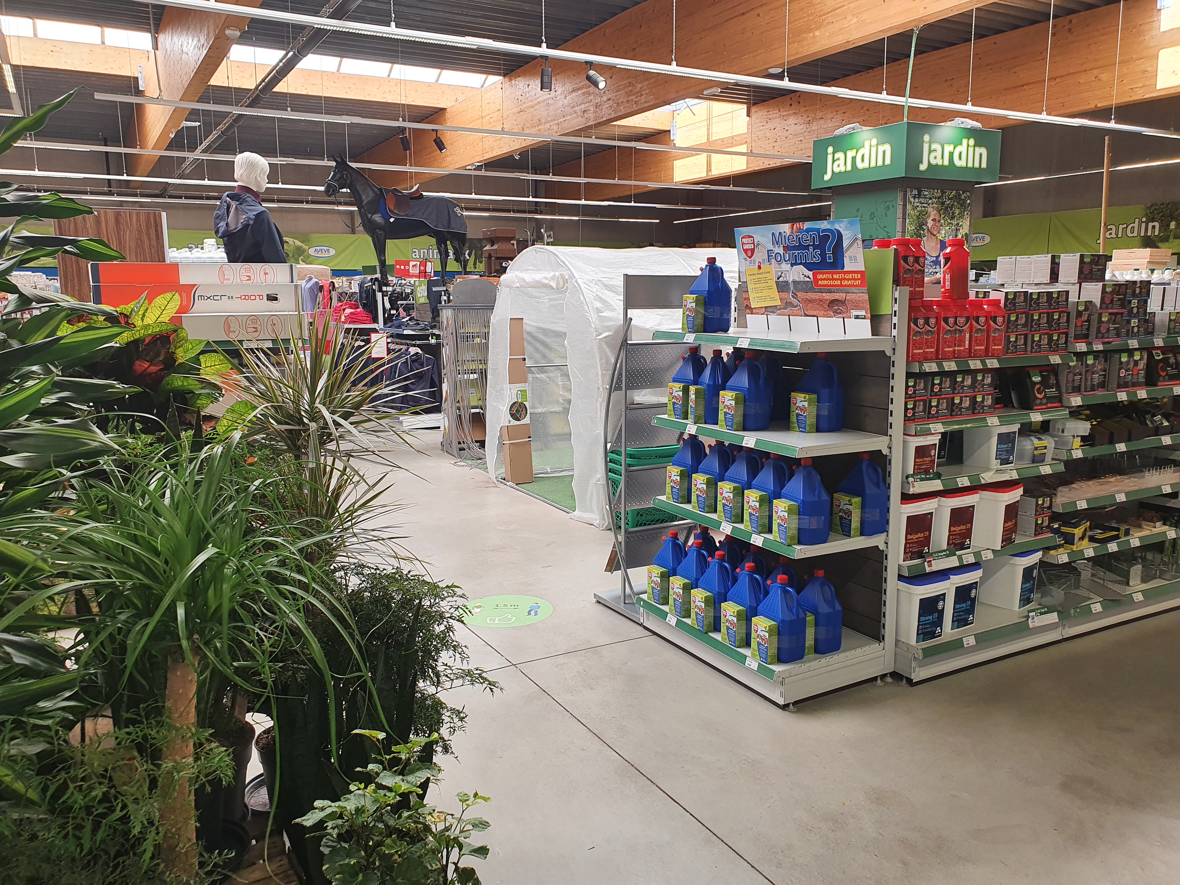 Aveve_magasin_Bastogne_interior