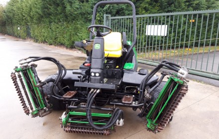 John Deere 3235C cilindermaaier