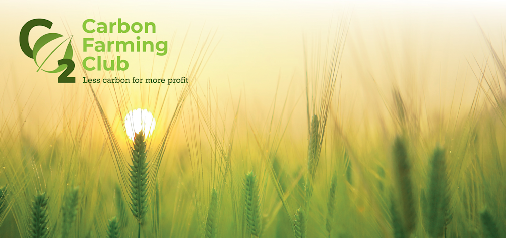Carbon Farming Club Image Moins de CO2 plus de profit Champ de céréales au soleil couchant