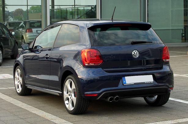 1280px-VW Polo GTI (V) – Heckansicht, 14. April 2011, Velbert